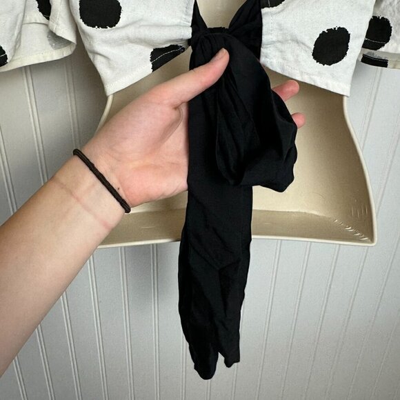 Idem Ditto black white polka dot back tie puff sleeve crop blouse size small - Picture 8 of 11